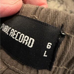 Public Record Kids Brown cargo shorts size 6L new tags dinosaur embroidery